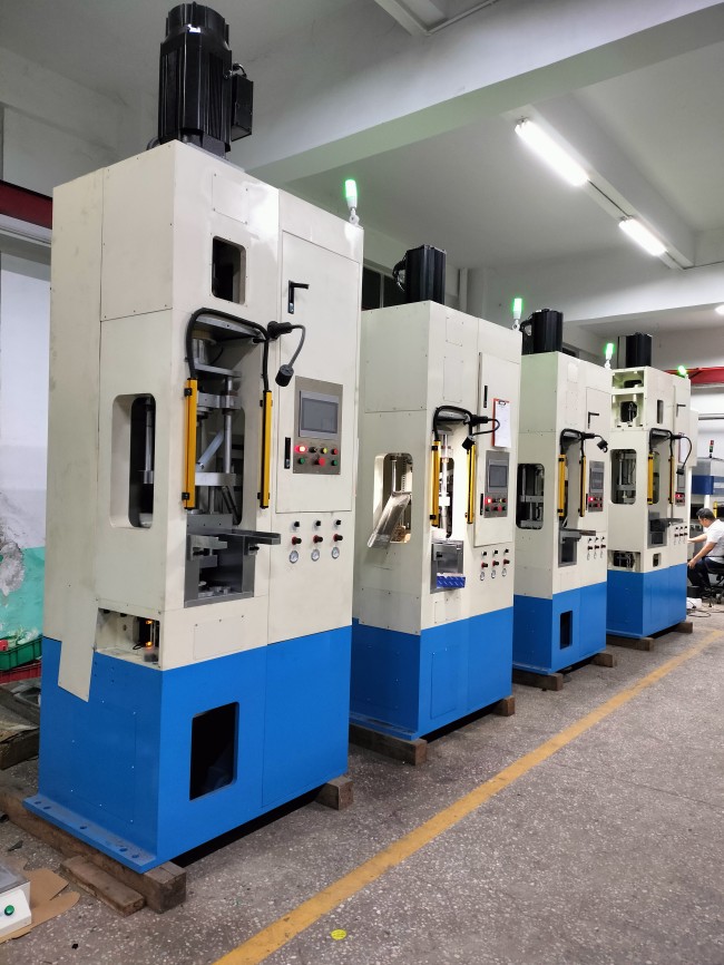 伺服粉末成型機-新材料、新技術(shù)、新工藝